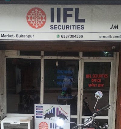 Share bazar. IIFL Capital