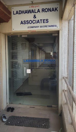 LADHAWALA & ASSOCIATES l Company Secretaries