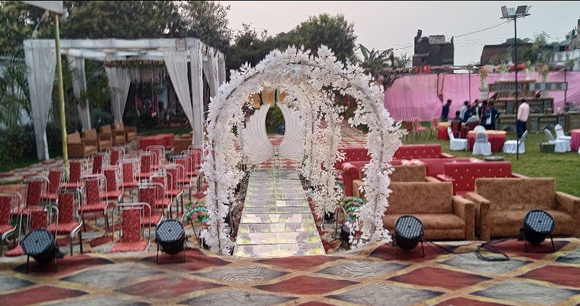 Diamond Paradise marriage lawn