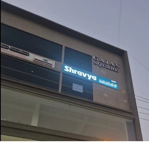 SHRAVYA HOLIDAYS PVT LTD