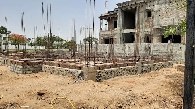 EKTA CONSULTANTS & CONSTRUCTION ECC