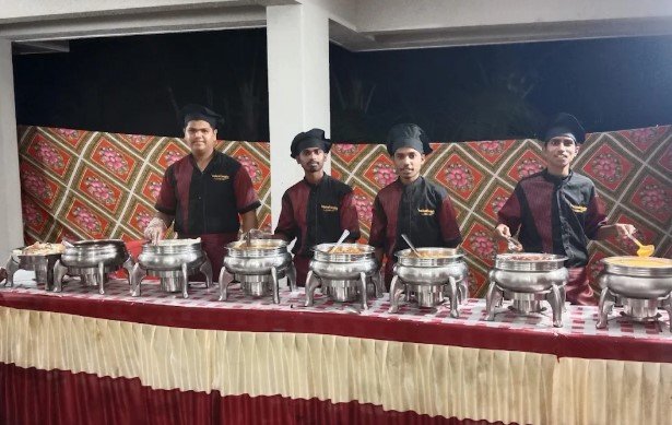 Vakratunda Caterers